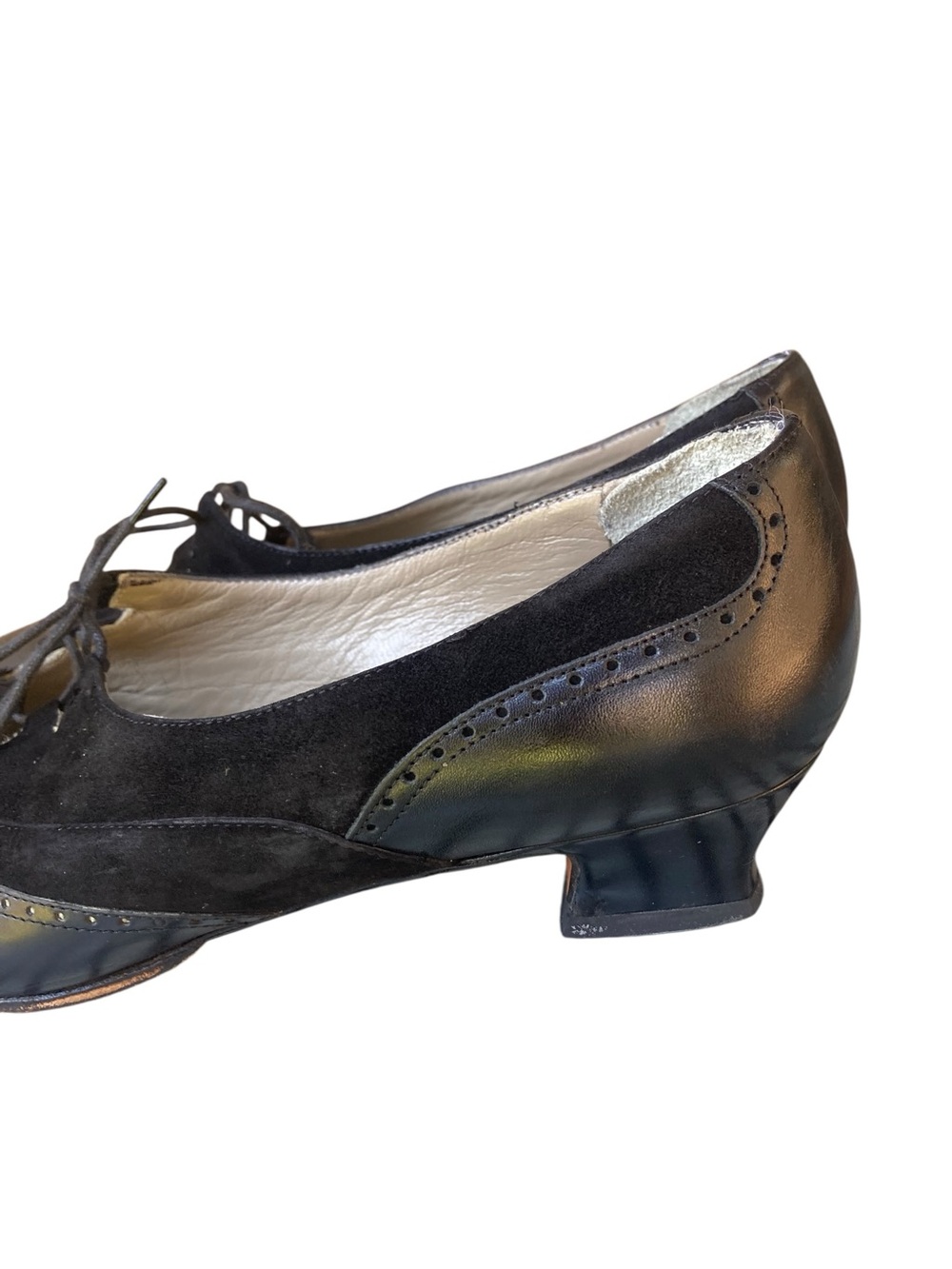 Nordstrom Spectator Wingtip Oxford Kitten Heels Black Leather Suede 9.5 - Picture 6 of 12